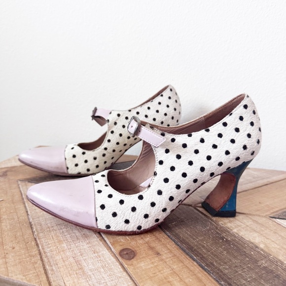 John Fluevog Malala White Pony Dot Heels, size 6 - Picture 9 of 16